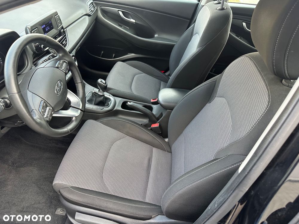 Hyundai i30 1.5 DPI Modern - 6