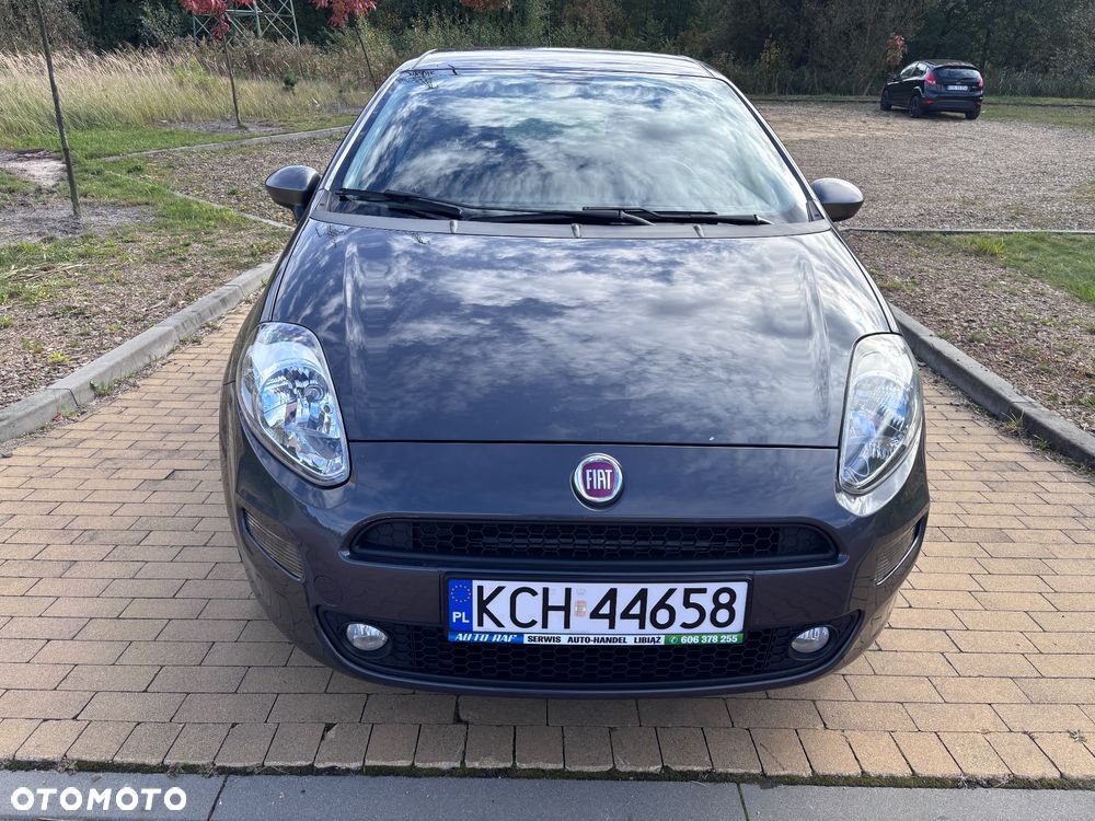Fiat Punto 2016 photo 2