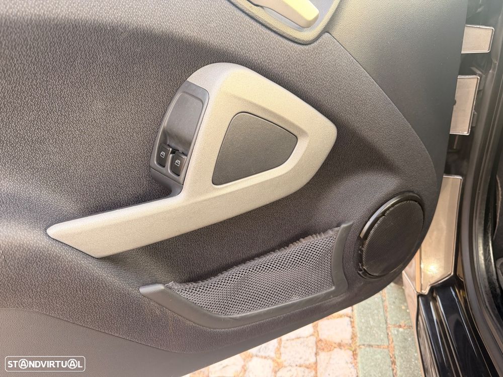 Smart ForTwo Coupé 1.0 mhd Passion 71 - 15