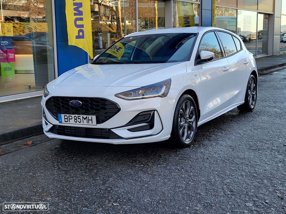 Ford Focus 1.0 EcoBoost MHEV ST-Line - 2