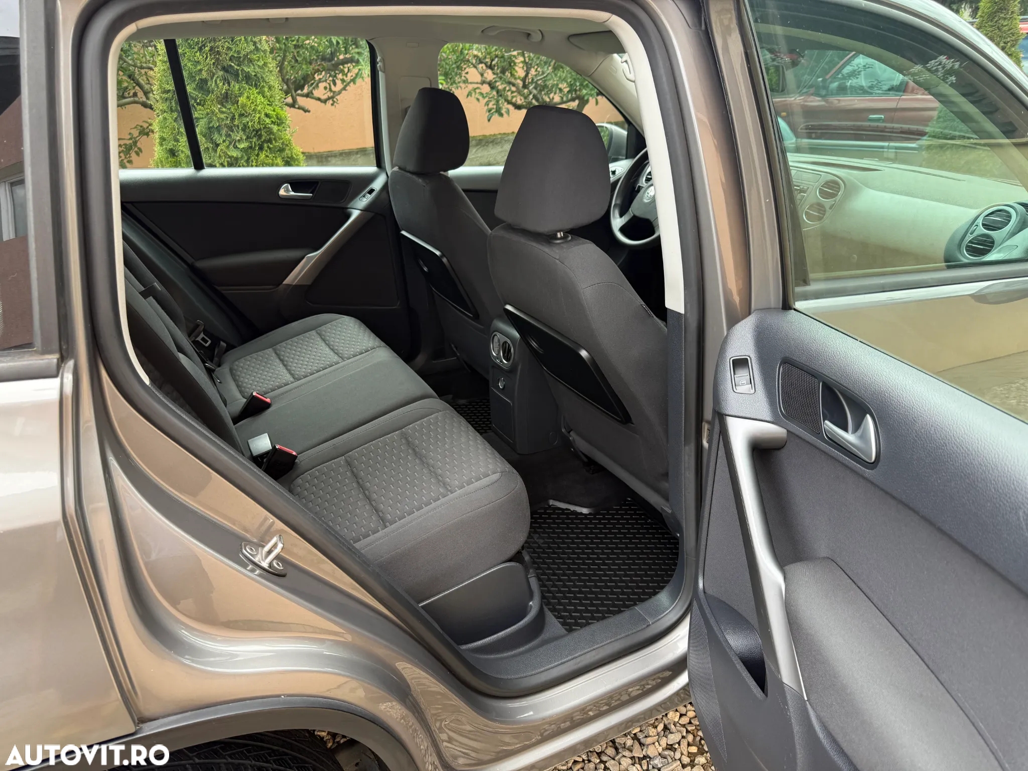Volkswagen Tiguan 2.0 TDI 4Motion Trend & Fun - 12
