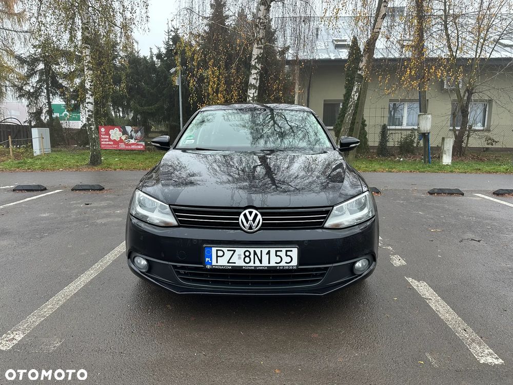Volkswagen Jetta 1.2 TSI Comfortline - 2