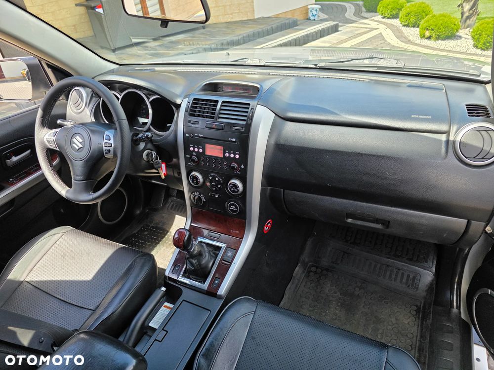 Suzuki Grand Vitara 1.9 DDiS - 15