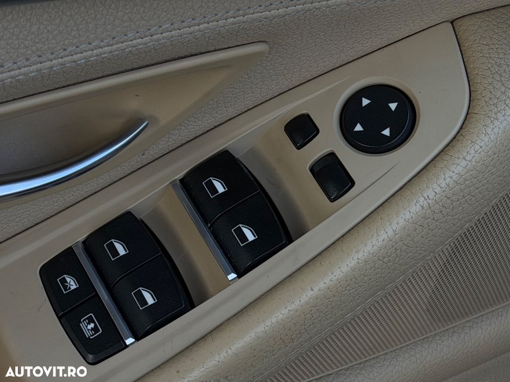 BMW Seria 5 525d Aut. - 20