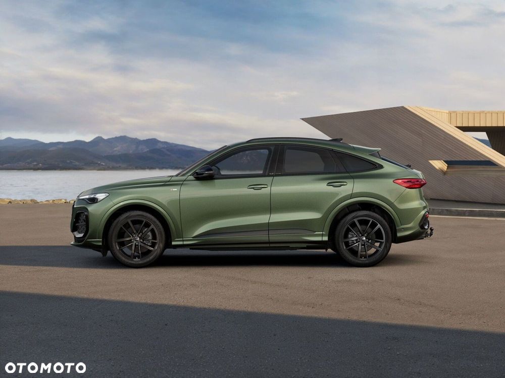 Audi Q5 Sportback - 4