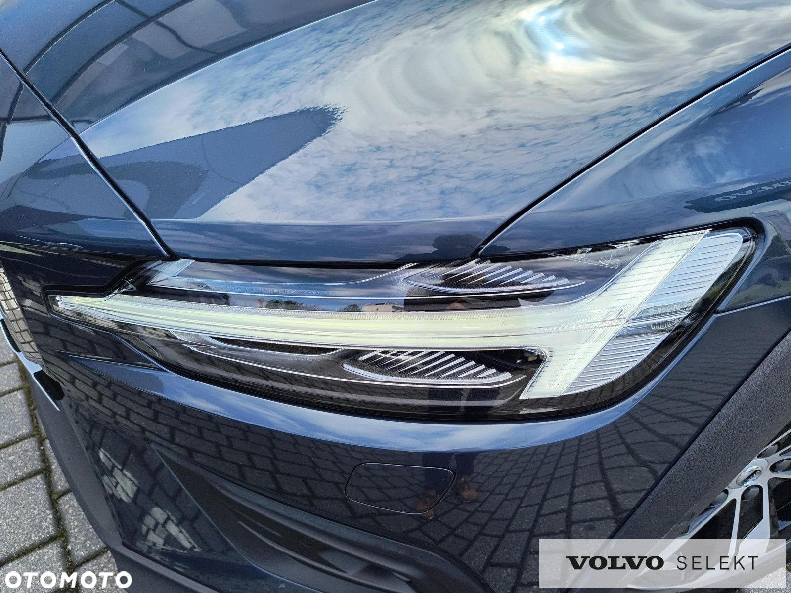 Volvo V60 Cross Country - 16
