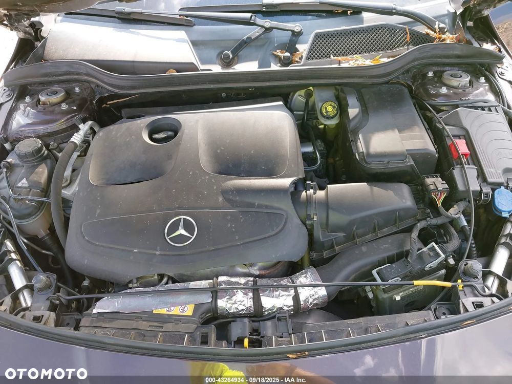 Mercedes-Benz CLA 250 4Matic 7G-DCT - 8