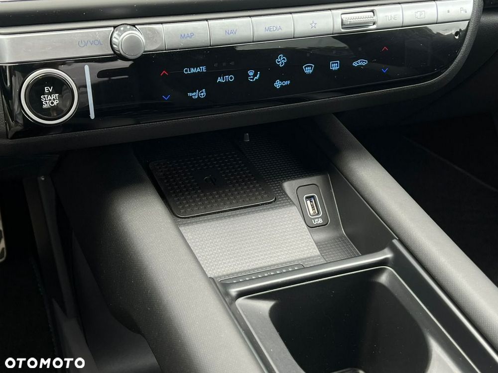 Hyundai IONIQ 6 - 30