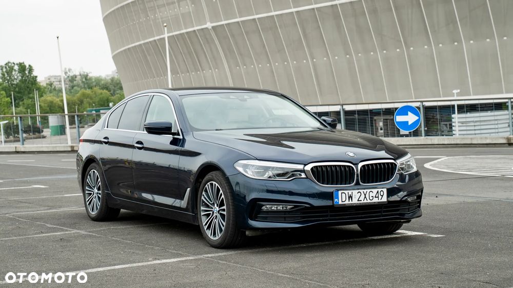 BMW Seria 5 540i xDrive Sport Line sport - 2