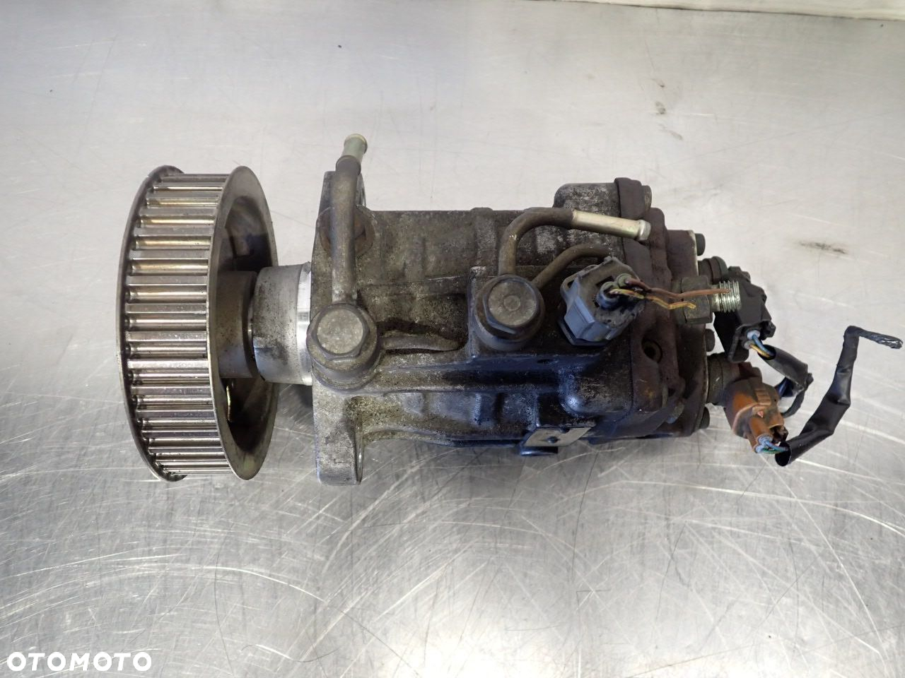 POMPA WTRYSKOWA TOYOTA COROLLA E12 22100-27010 - 2