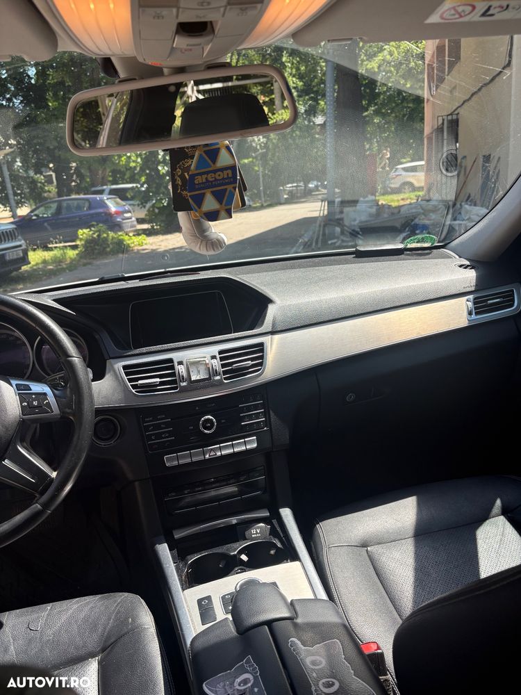 Mercedes-Benz E 220 BlueTEC 9G-TRONIC - 5