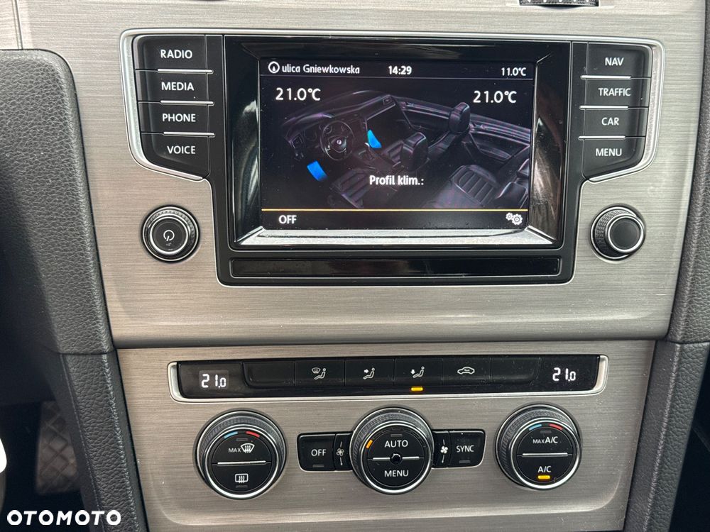 Volkswagen Golf 1.6 BlueTDI Comfortline - 33
