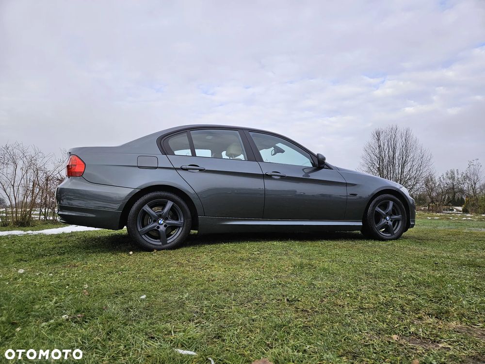 BMW Seria 3 - 8