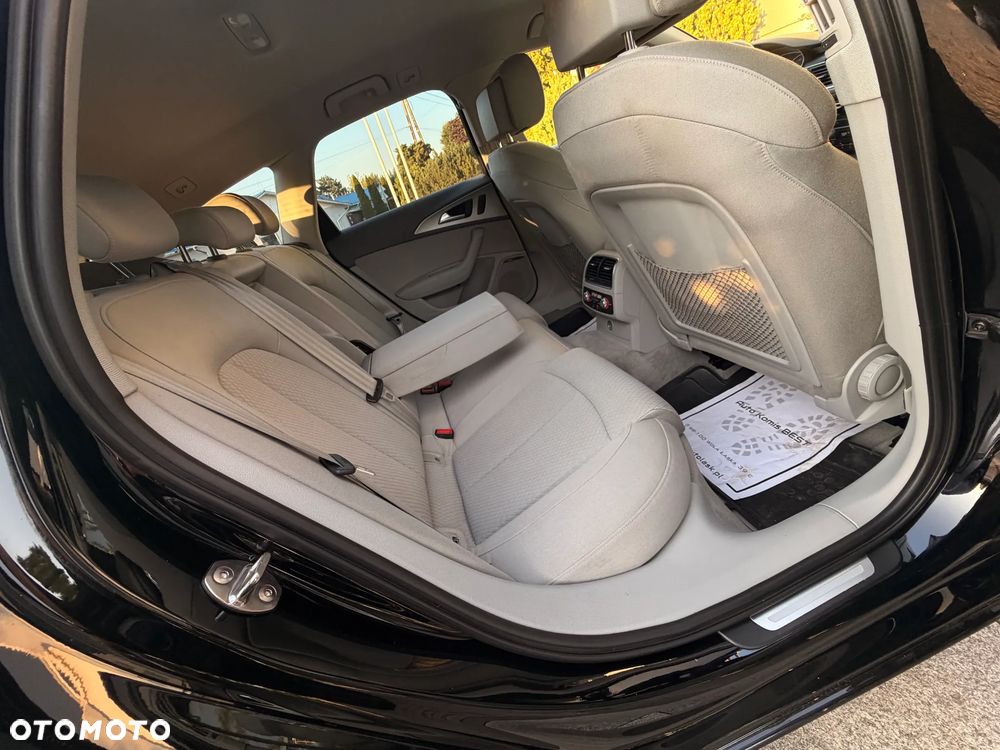 Audi A4 Limousine - 13