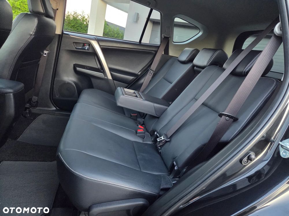 Toyota RAV4 2.0 D-4D Premium 4x2 - 21