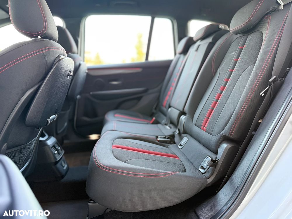 BMW Seria 2 218d - 10