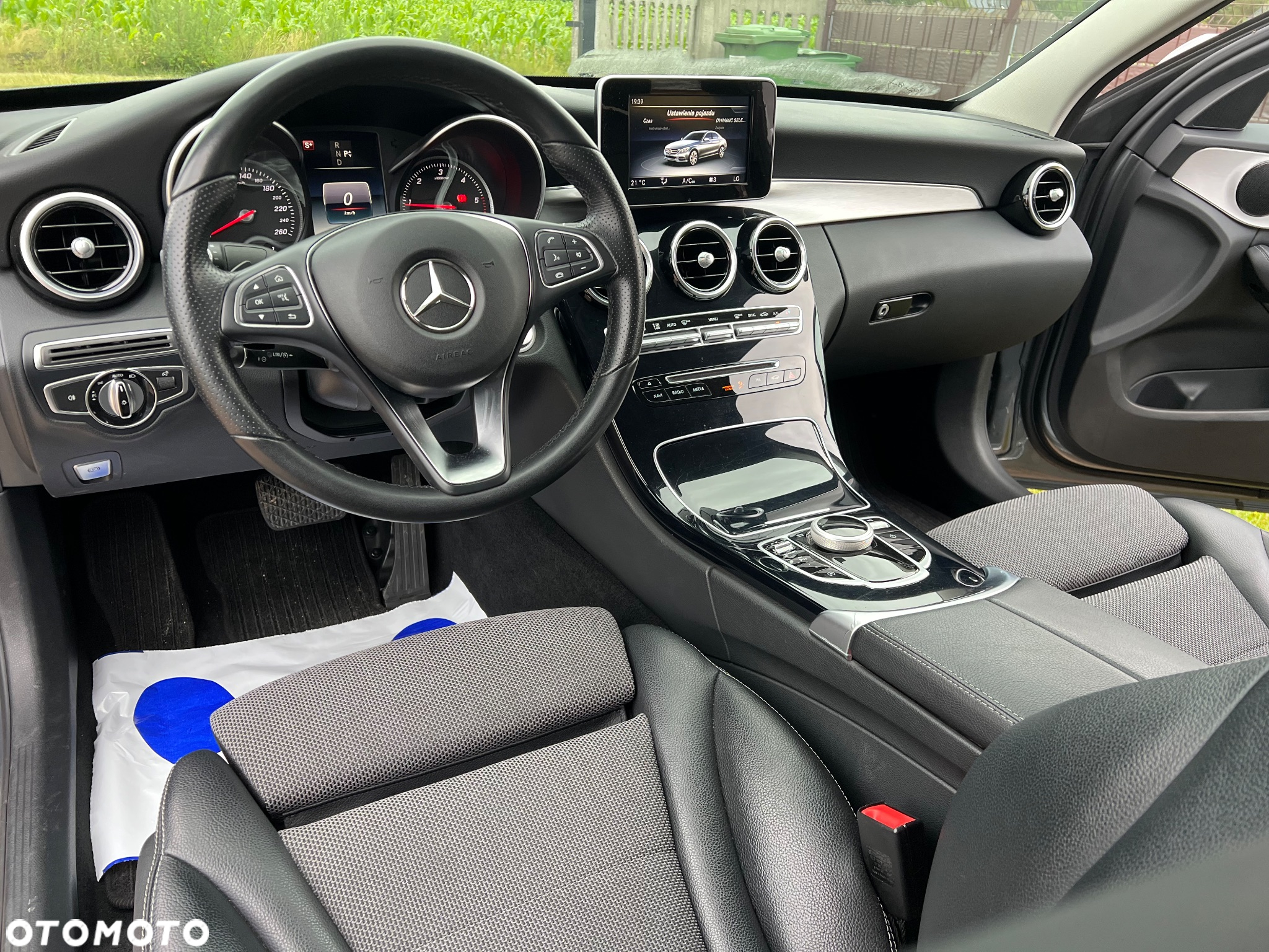 Mercedes-Benz Klasa C 180 (BlueTEC) d 7G-TRONIC Avantgarde - 27