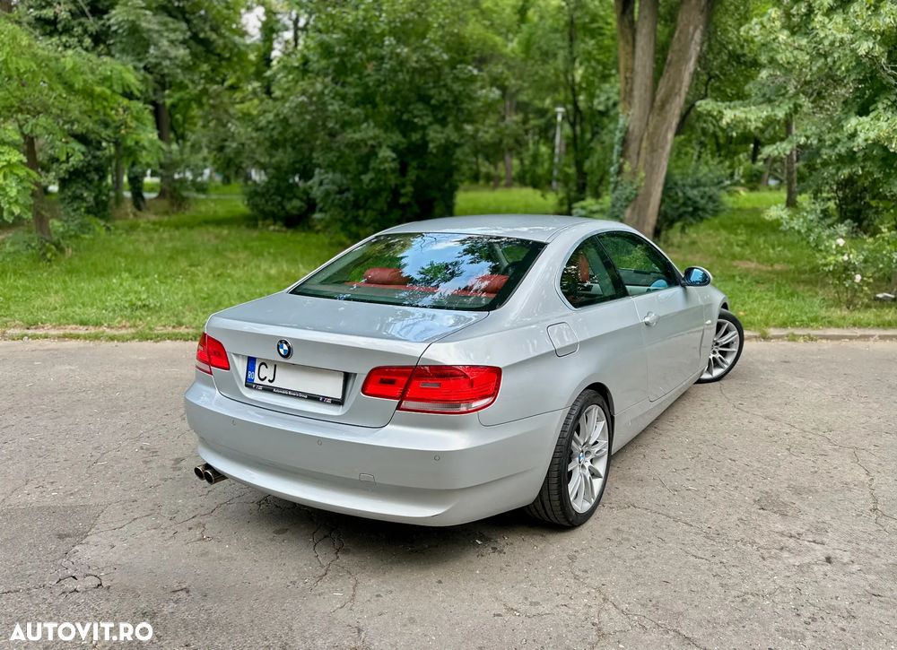 BMW Seria 3 325i - 15