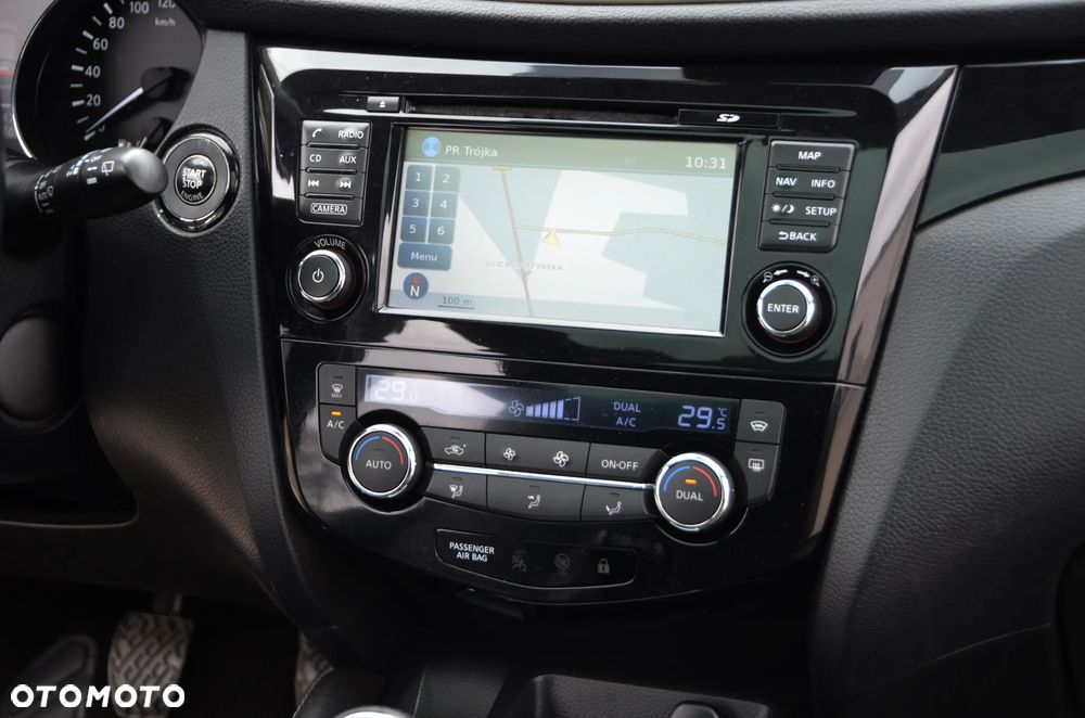 Nissan Qashqai 1.6 DCi Tekna+ - 32