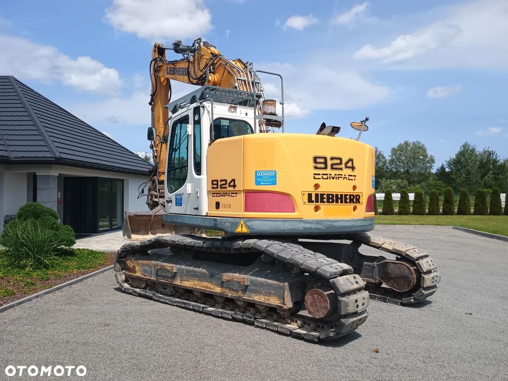Liebherr R924 COMPACT LITRONIC - 3