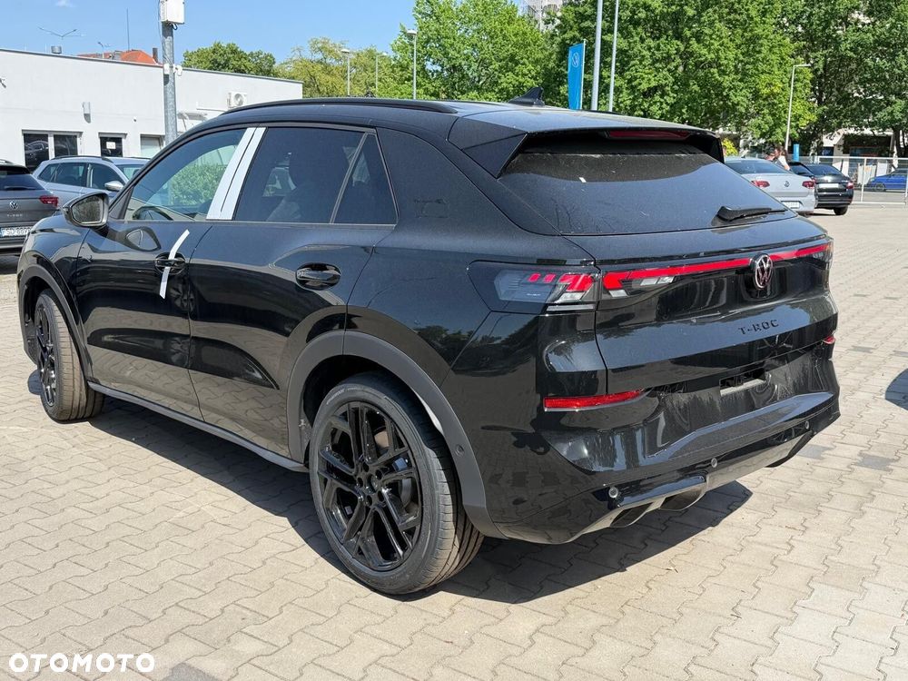 Volkswagen T-Roc - 4