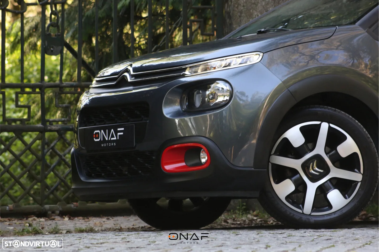Citroën C3 1.2 PureTech Shine Pack - 2