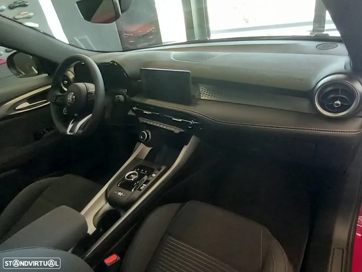 Alfa Romeo Tonale 1.3 Plug-In Hybrid Sprint e-AWD - 12