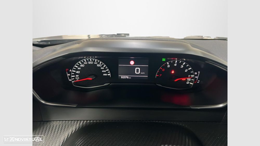Peugeot 2008 1.2 PureTech Active Pack - 14