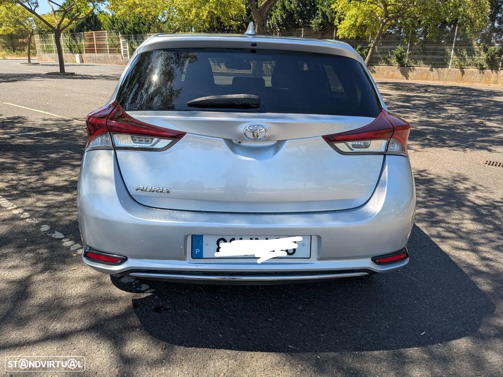 Toyota Auris 1.4 D-4D Comfort - 17