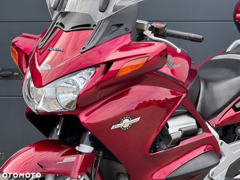 Honda ST - 24