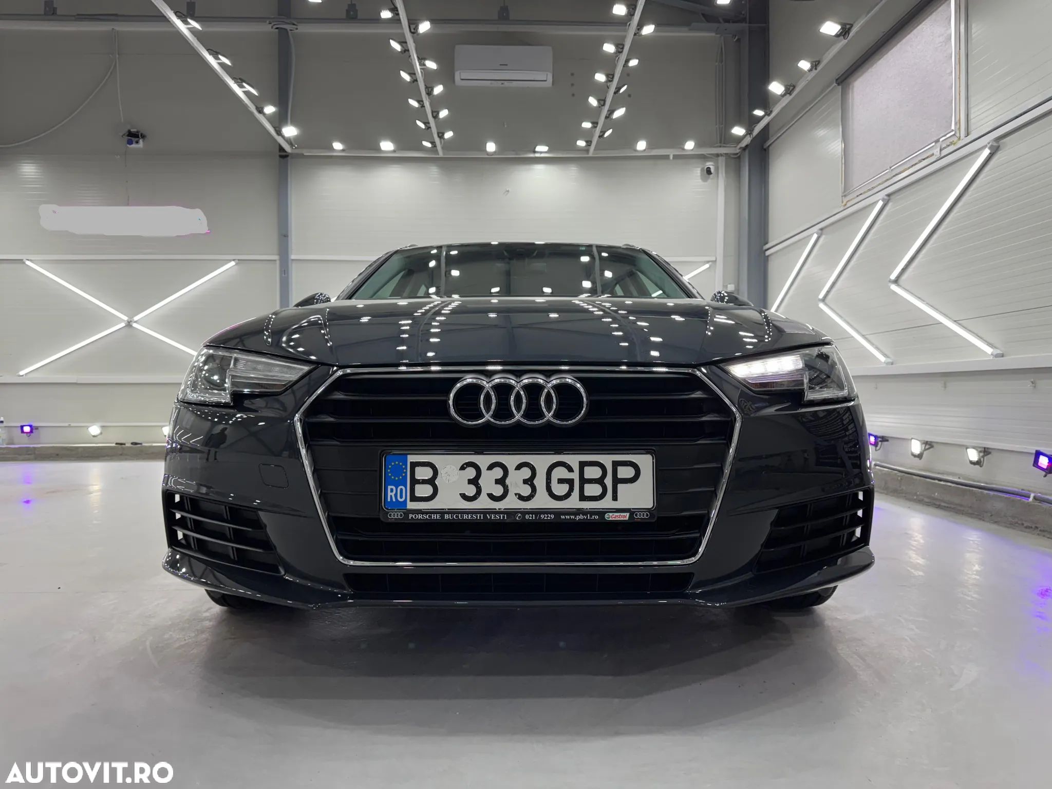 Audi A4 Avant 2.0 TDI S tronic - 1