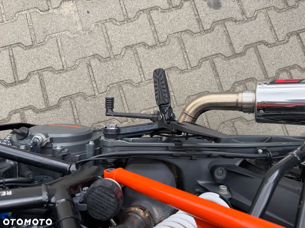 KTM Duke 125 - 8