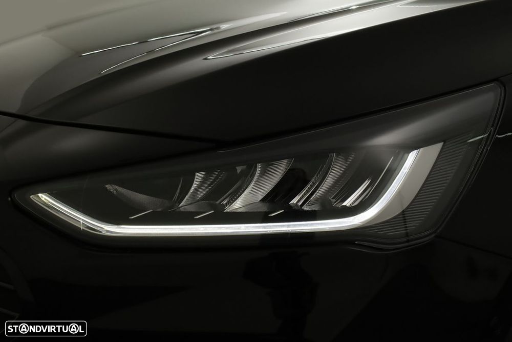 Ford Focus 1.0 EcoBoost MHEV ST-Line X - 6