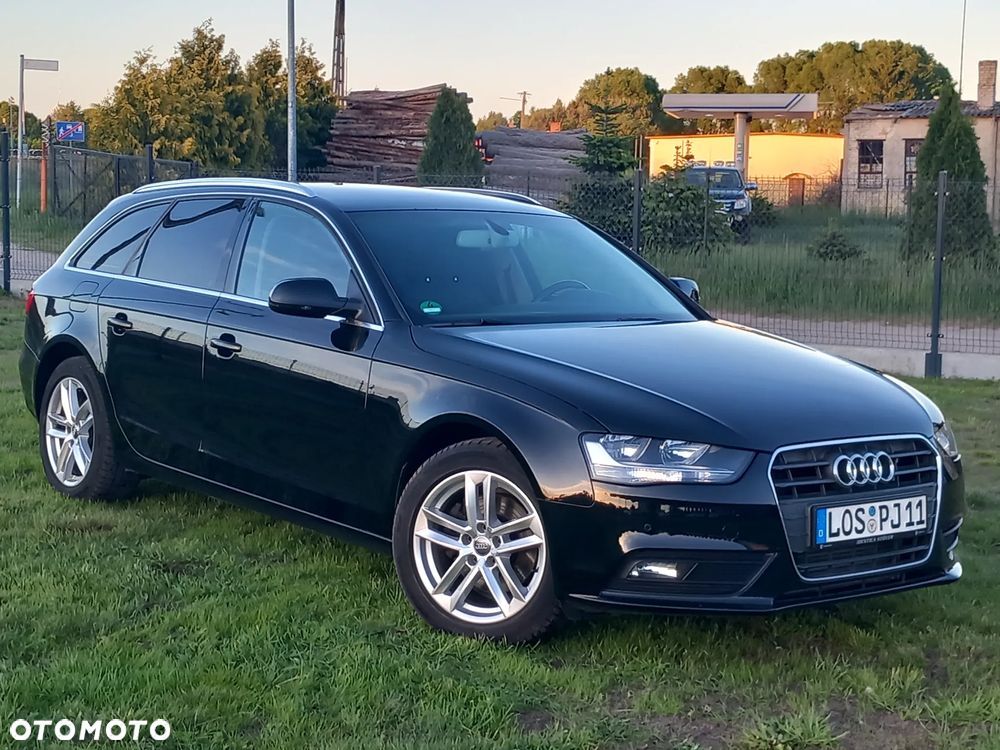 Audi A4 Avant 2.0 TDI DPF Ambiente - 11