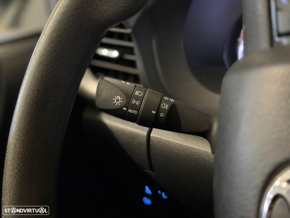 Toyota Hilux 2.4 D-4D CD 5L - 18