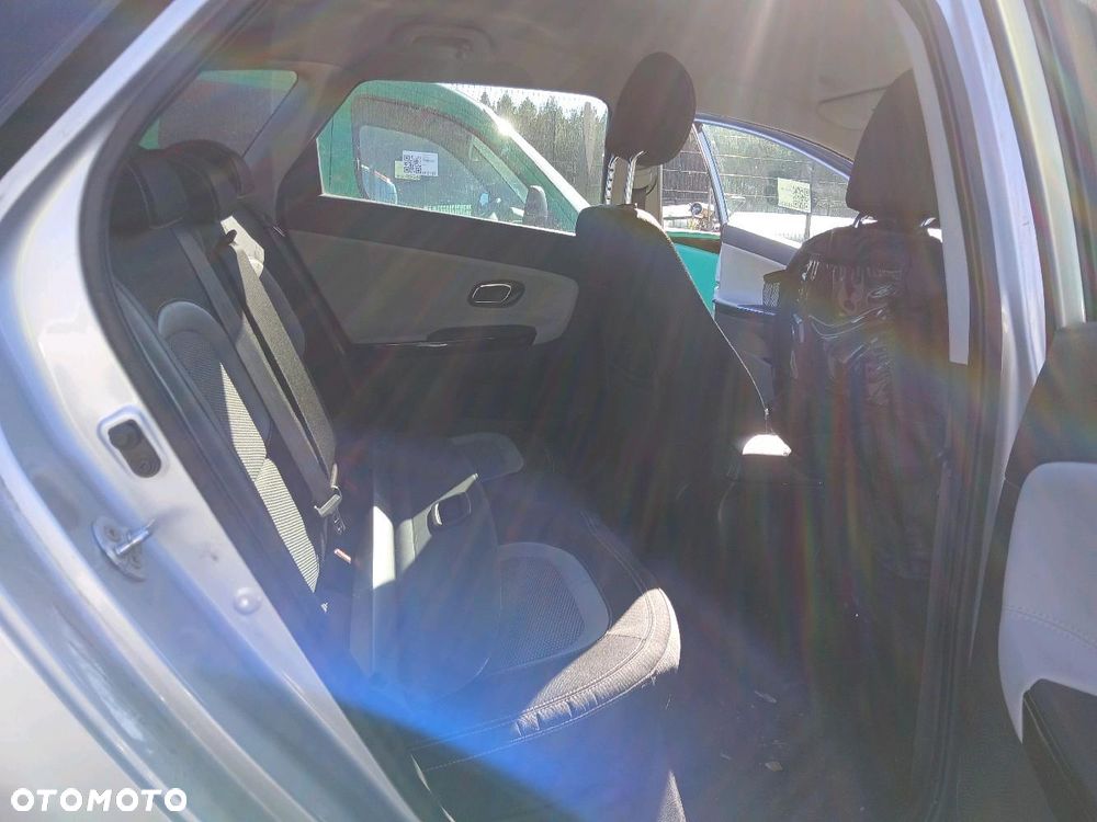 Kia Ceed 1.6 CRDi 136 ISG Vision - 10