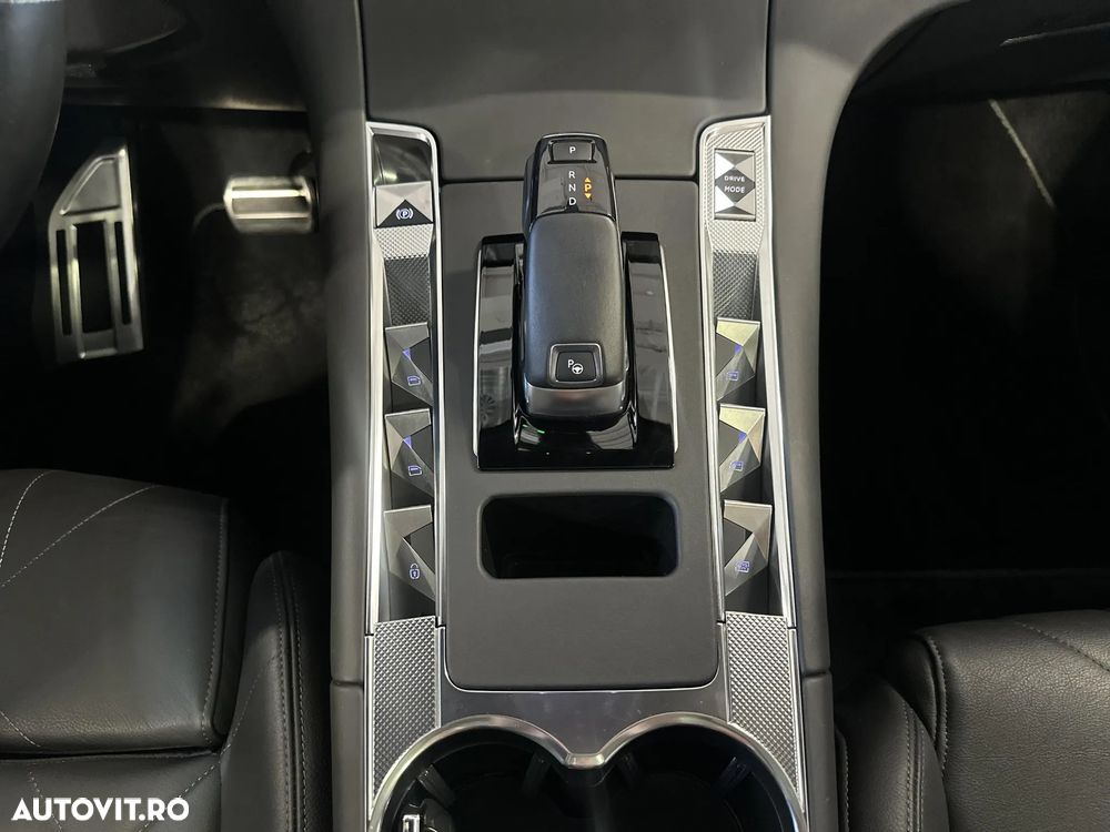 DS Automobiles DS 7 Crossback - 18