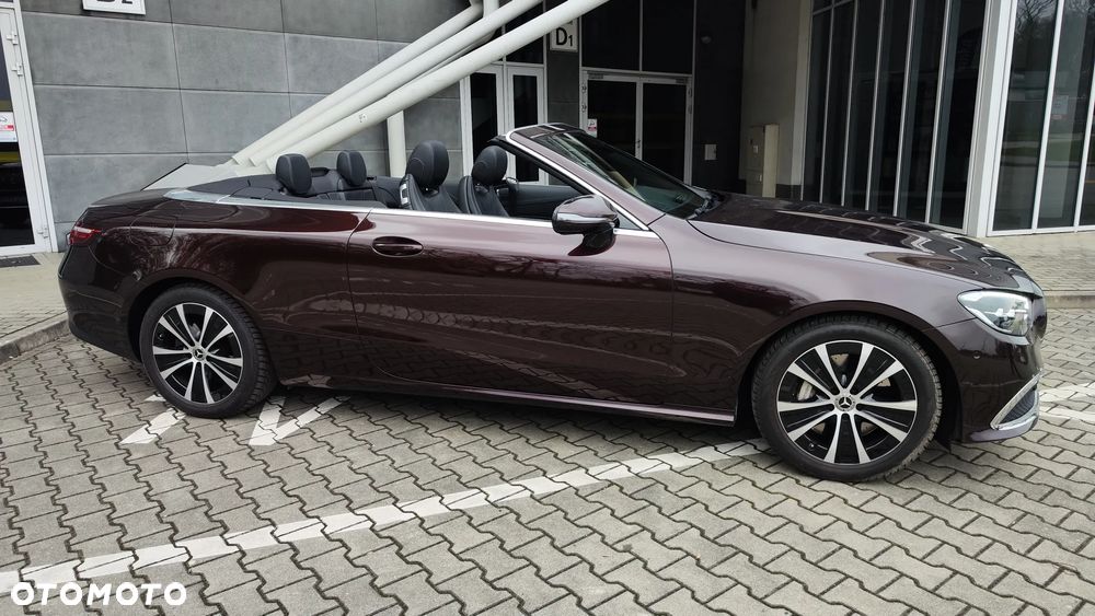 Mercedes-Benz Klasa E 300 9G-TRONIC - 5