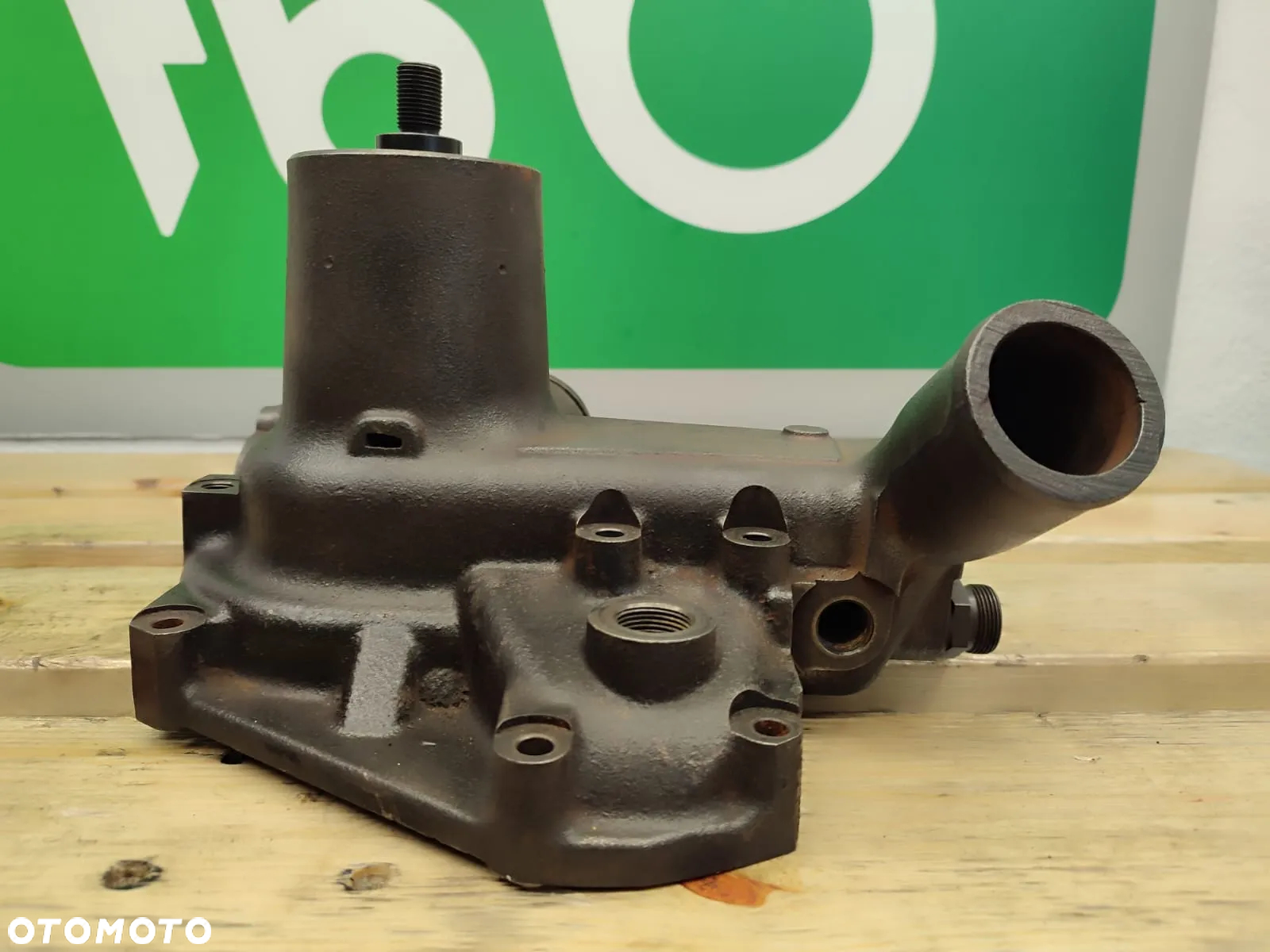 Pompa wody V836867628 ACP055583C Massey Ferguson - 4