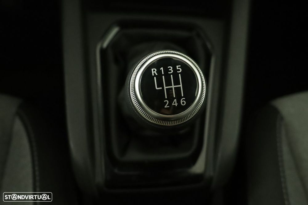 Renault Clio 1.0 TCe Evolution - 12