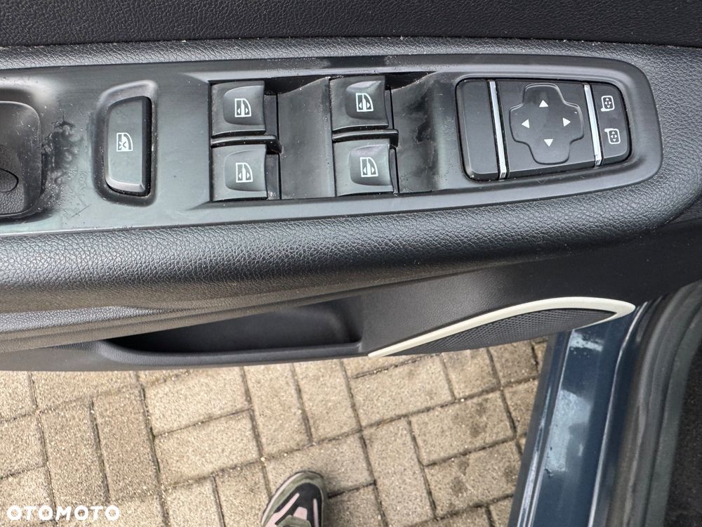 Renault Captur (ENERGY) TCe 90 LIFE - 15