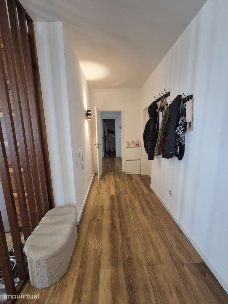 T2 com terraço amplo no coração do Porto - Cedofeita - Grande imagem: 4/11