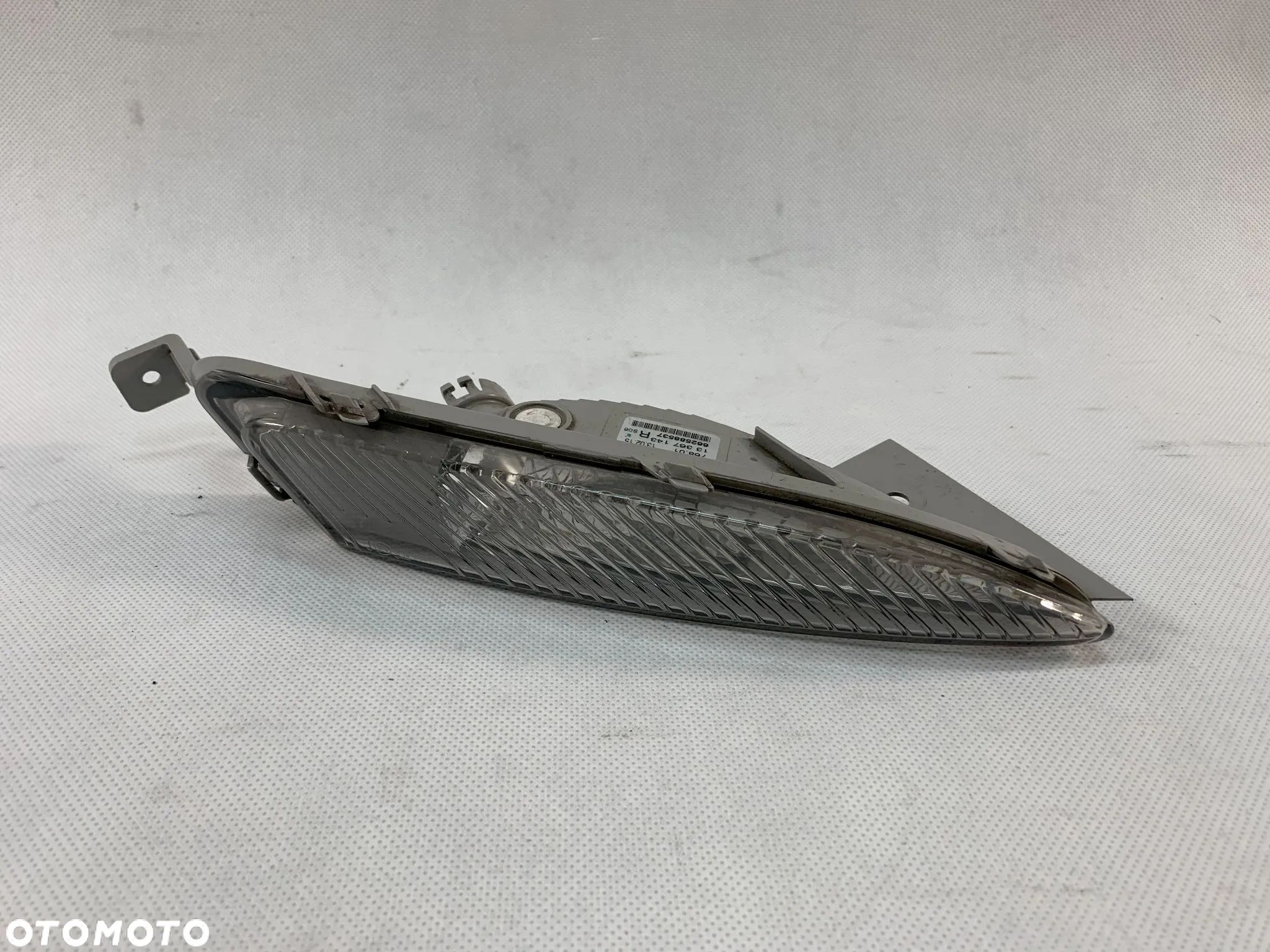 Opel Astra J 4 FL 12r Kierunkowskaz prawy Lift IV  2012 - 1