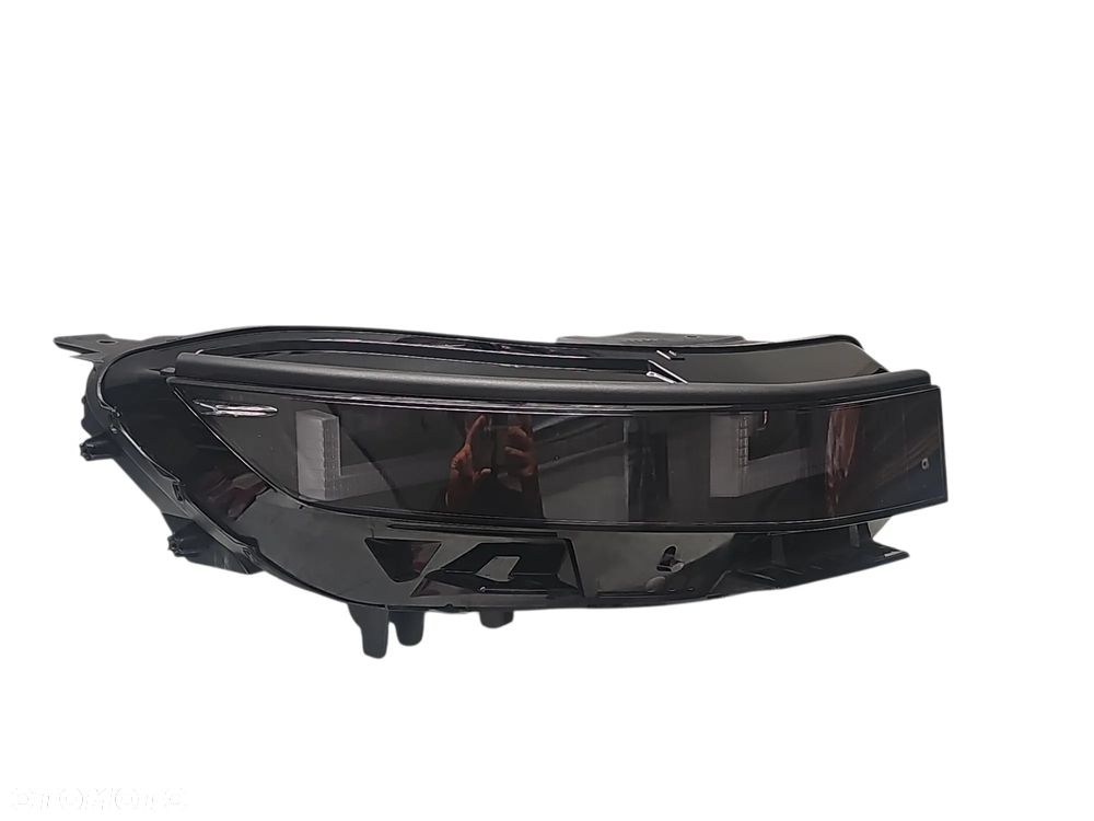 LAMPA PRZEDNIA PRZÓD PRAWA HYUNDAI IONIQ V 5 FULL LED 92102-GI