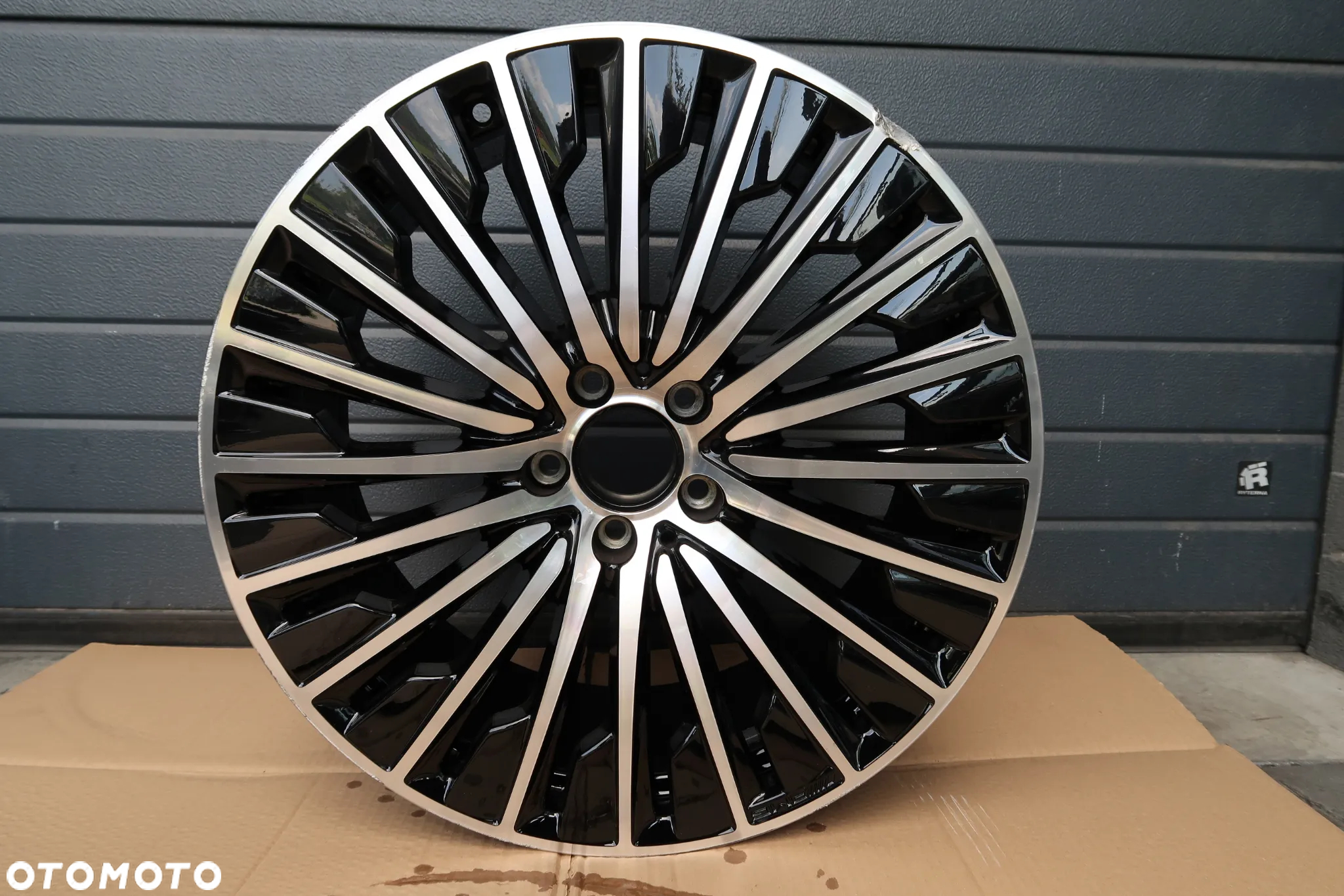 C68/C70 FELGA MERCEDES E KALSA A2144010500 8,5X20ET35,5 - 4