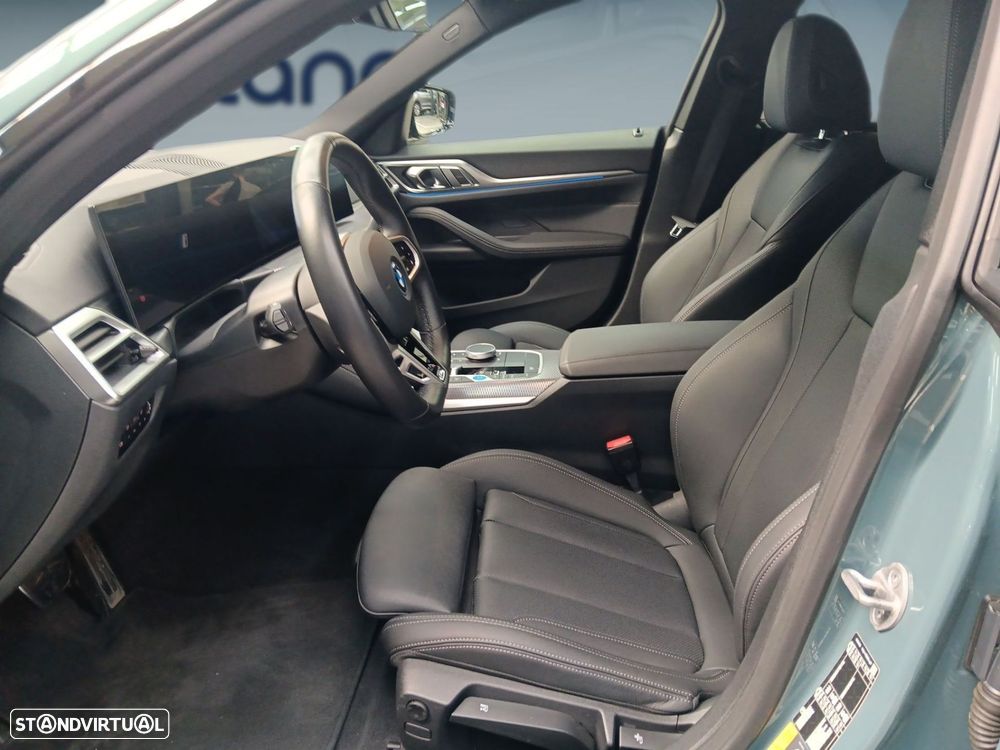 BMW i4 eDrive40 Desportiva M - 11