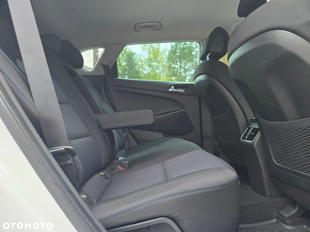 Hyundai Tucson 1.7 CRDI BlueDrive Style 2WD - 18