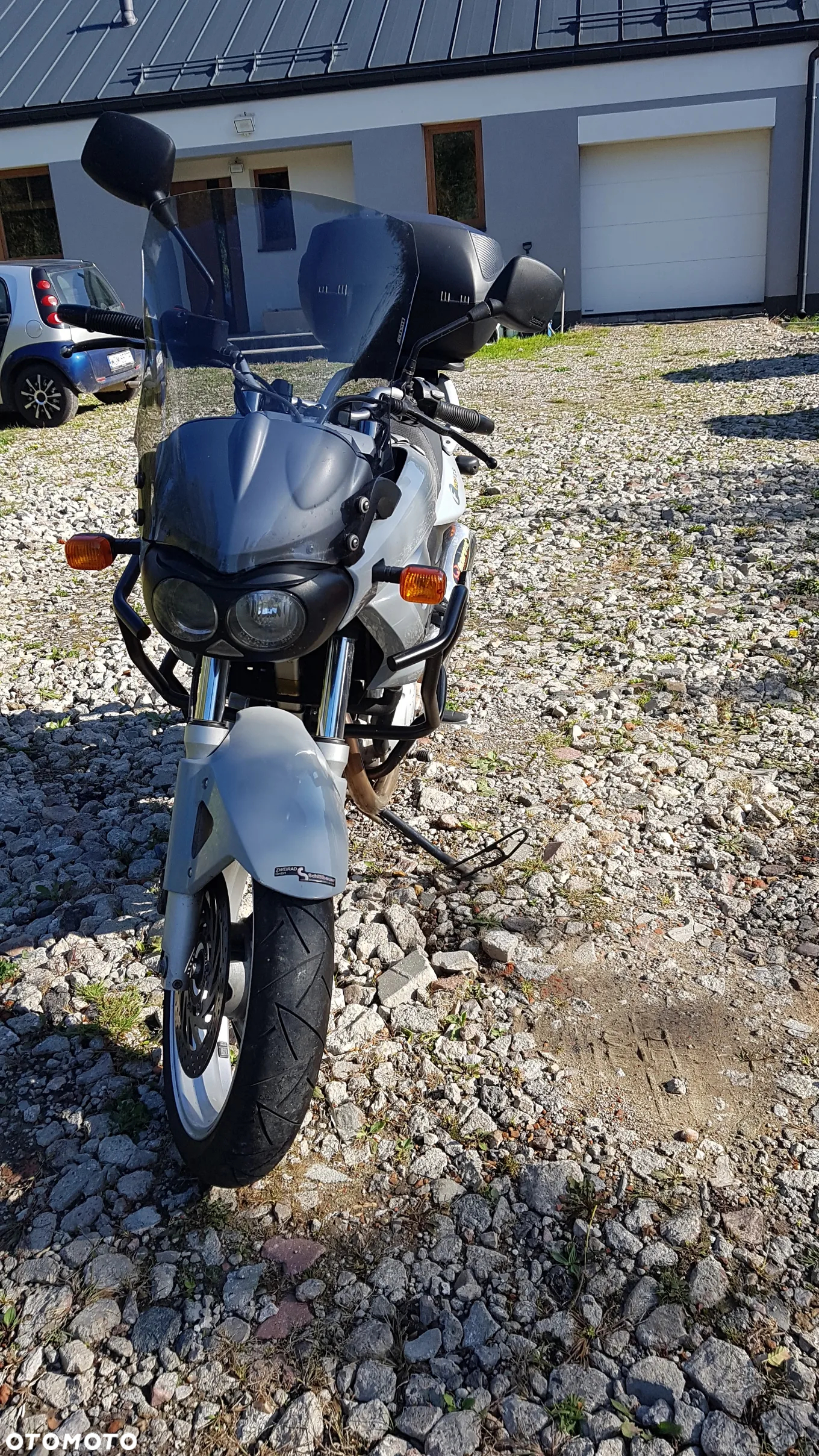 BMW F - 4