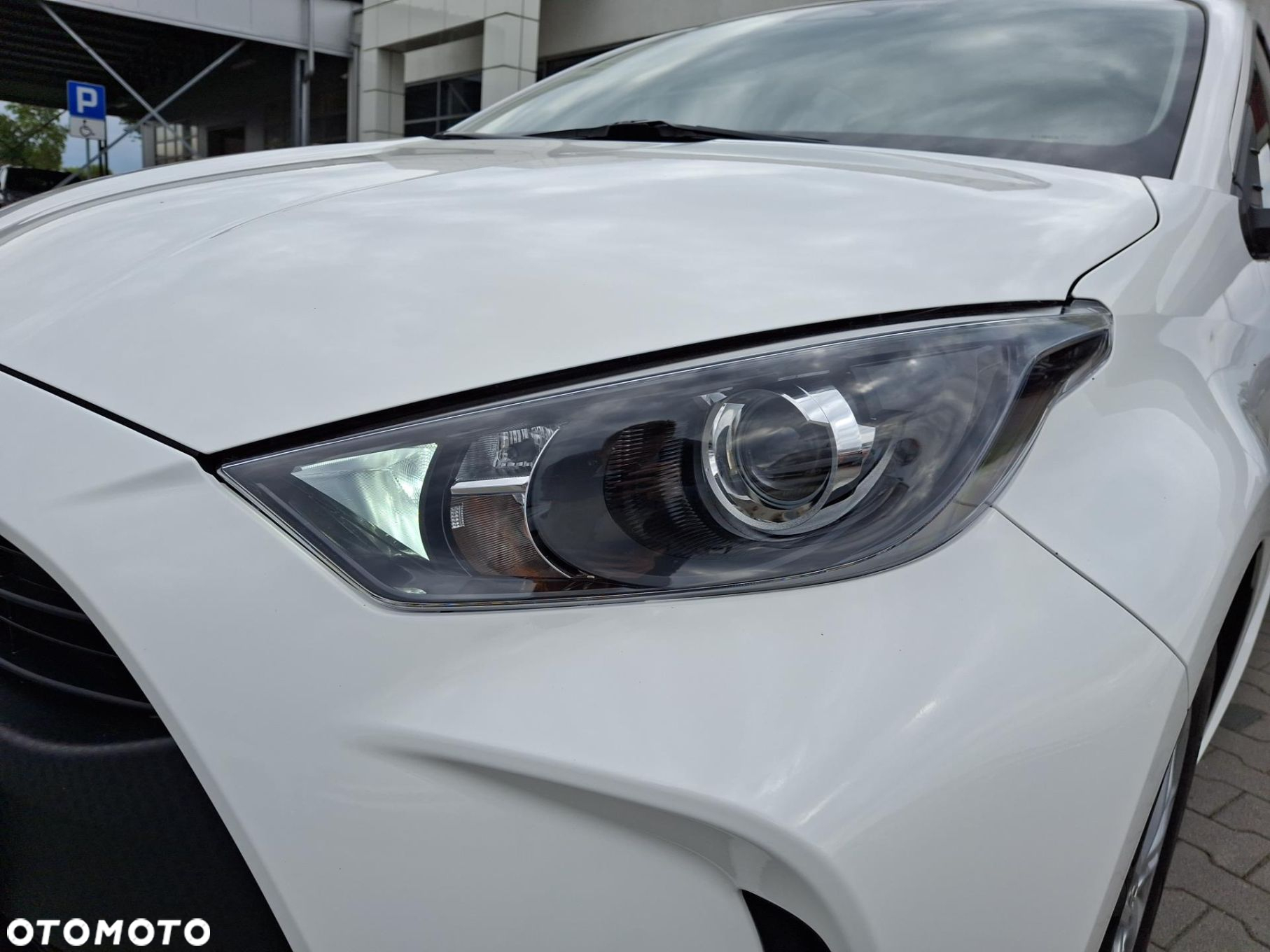 Toyota Yaris Hybrid 1.5 Comfort - 9