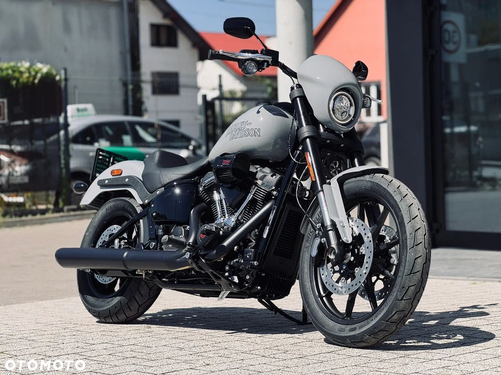 Harley-Davidson Softail Low Rider - 3
